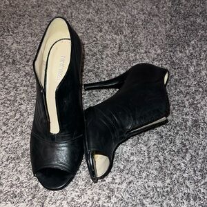 Nine West. Black open toe heels